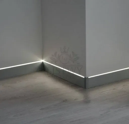 metalowe listwy przypodłogowe